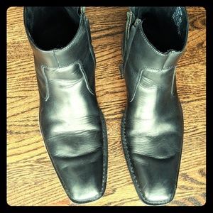 Kenneth Cole Chelsea Booths